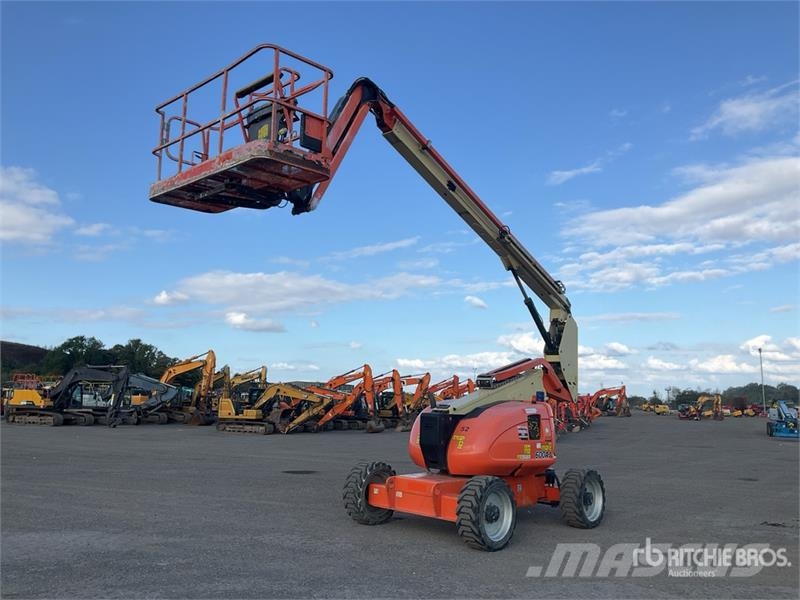 JLG 600AJ 4WD Diesel Articulating Boom Lift Articulated boom lifts