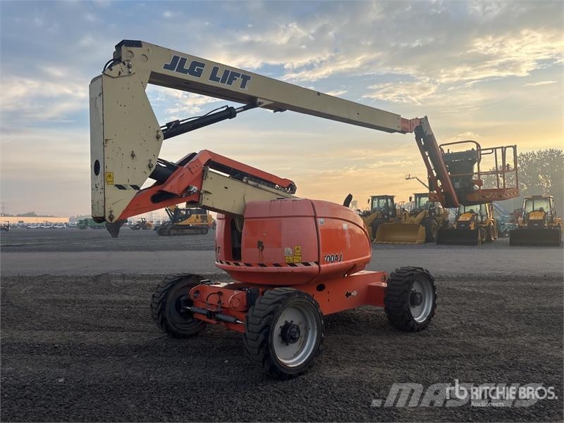 JLG 600AJ 4WD Diesel Articulating Boom Lift رافعات سلة مفصلية