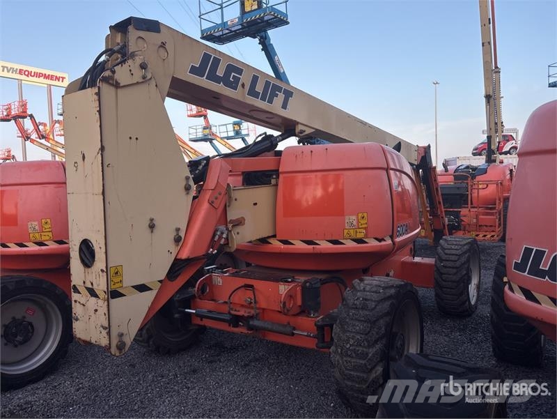 JLG 600AJ 4WD Diesel Articulating Boom Lift Knikarmhoogwerkers