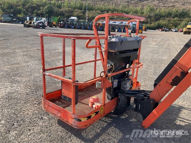 JLG 600AJ 4WD Diesel Articulating Boom Lift Articulated boom lifts