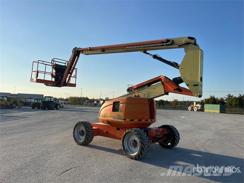 JLG 600AJ Diesel Articulating Boom Lift Karos emelők