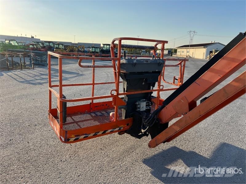 JLG 600AJ Diesel Articulating Boom Lift Karos emelők