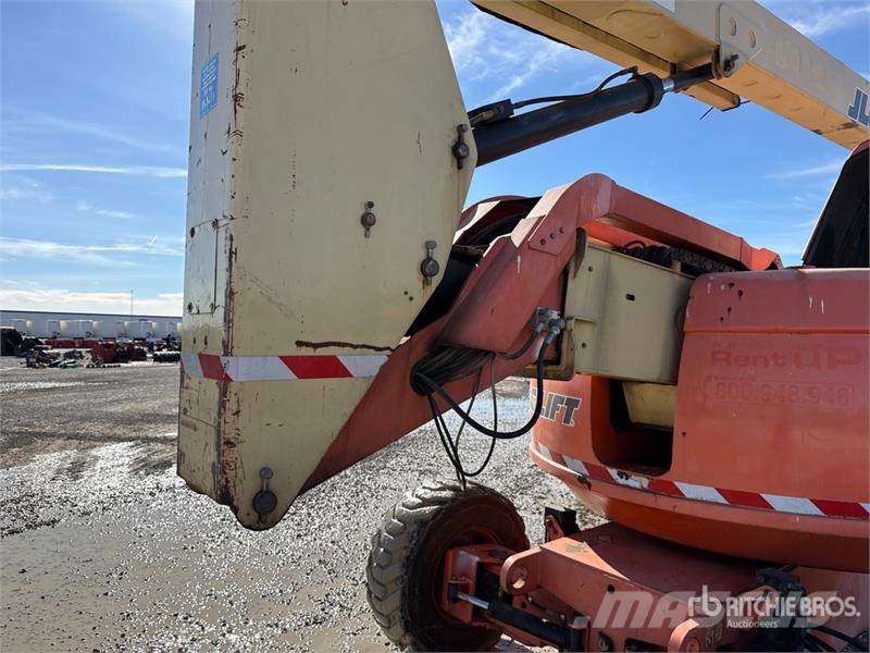 JLG 600AJ Diesel Articulating Boom Lift Zglobne podizne platforme