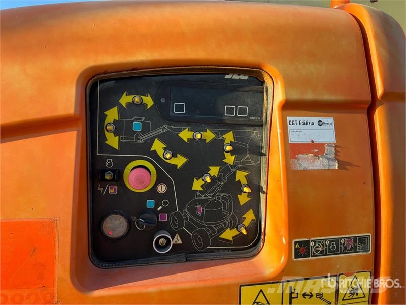 JLG 600AJ Diesel Articulating Boom Lift Karos emelők