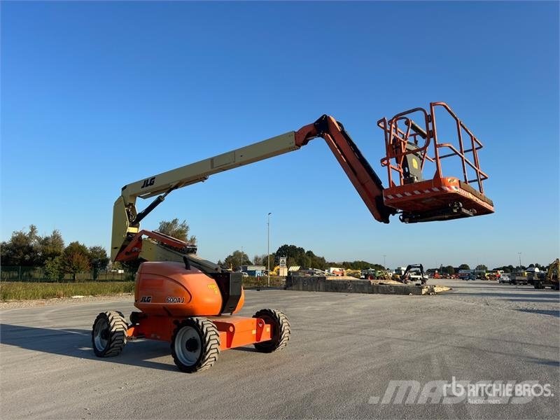 JLG 600AJ Diesel Articulating Boom Lift Karos emelők