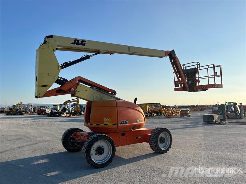 JLG 600AJ Diesel Articulating Boom Lift Karos emelők