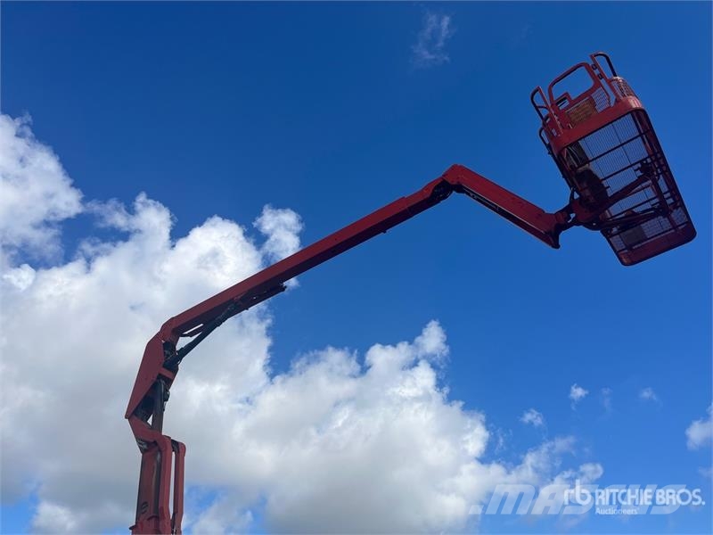 JLG 600AJ Diesel Articulating Boom Lift Knikarmhoogwerkers