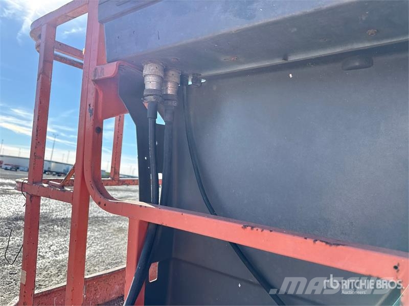 JLG 600AJ Diesel Articulating Boom Lift Zglobne podizne platforme