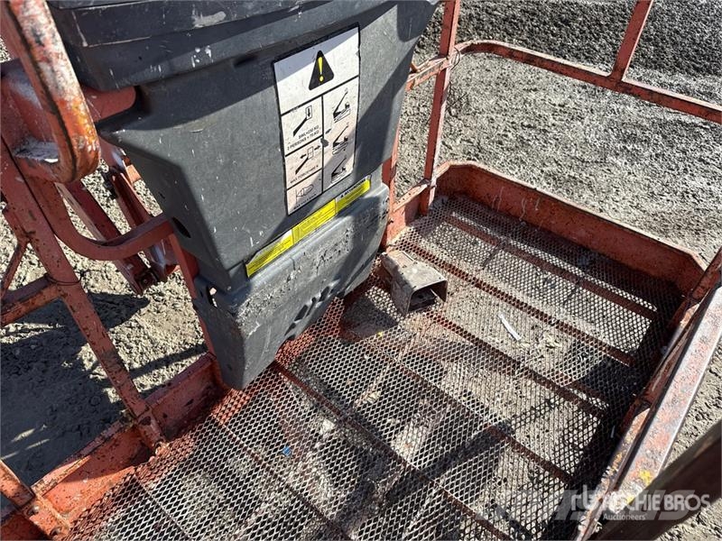 JLG 600AJ Diesel Articulating Boom Lift Zglobne podizne platforme