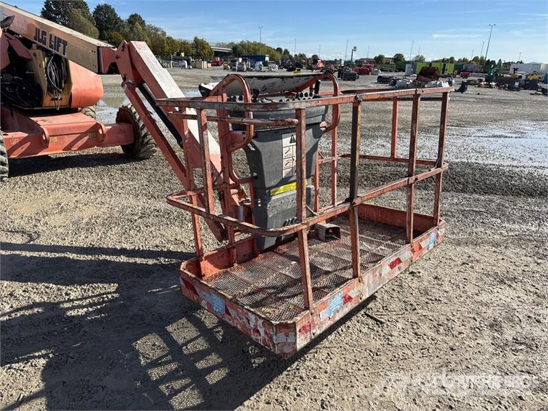 JLG 600AJ Diesel Articulating Boom Lift Zglobne podizne platforme