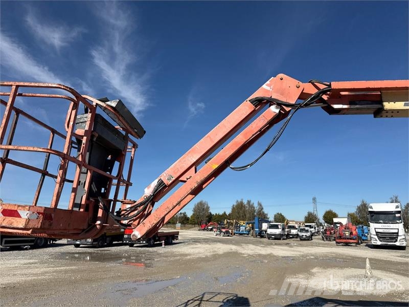 JLG 600AJ Diesel Articulating Boom Lift Zglobne podizne platforme