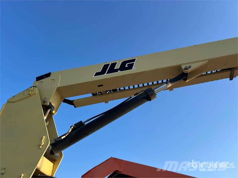 JLG 600AJ Diesel Articulating Boom Lift Karos emelők