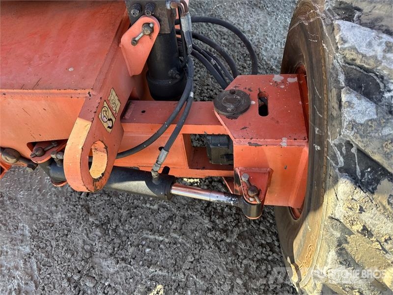 JLG 600AJ Diesel Articulating Boom Lift Zglobne podizne platforme