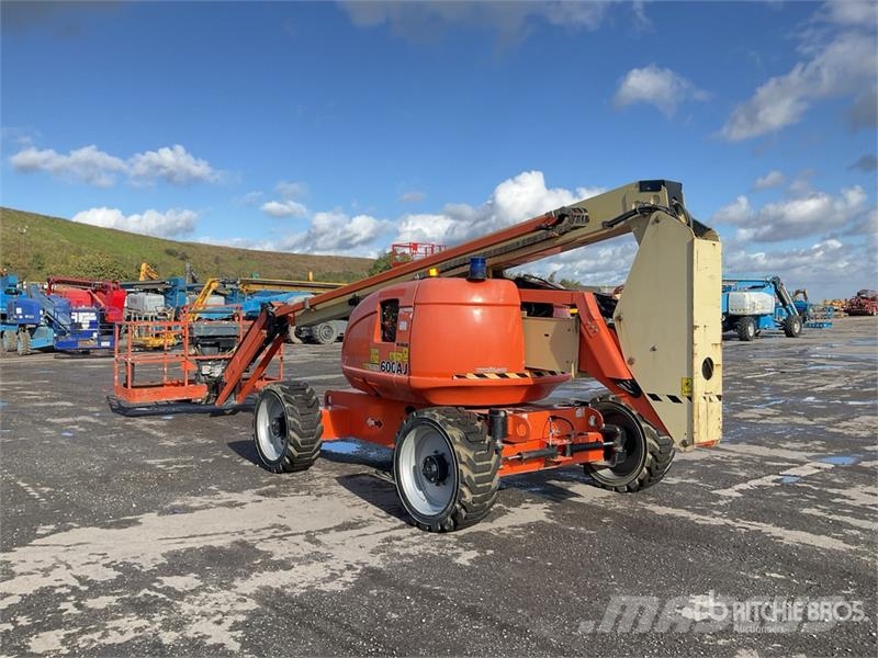 JLG 600AJS 4WD Diesel Articulating Boom Lift Articulated boom lifts