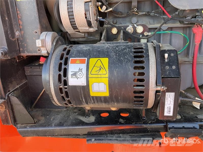 JLG 600AJS 4WD Diesel Articulating Boom Lift Articulated boom lifts
