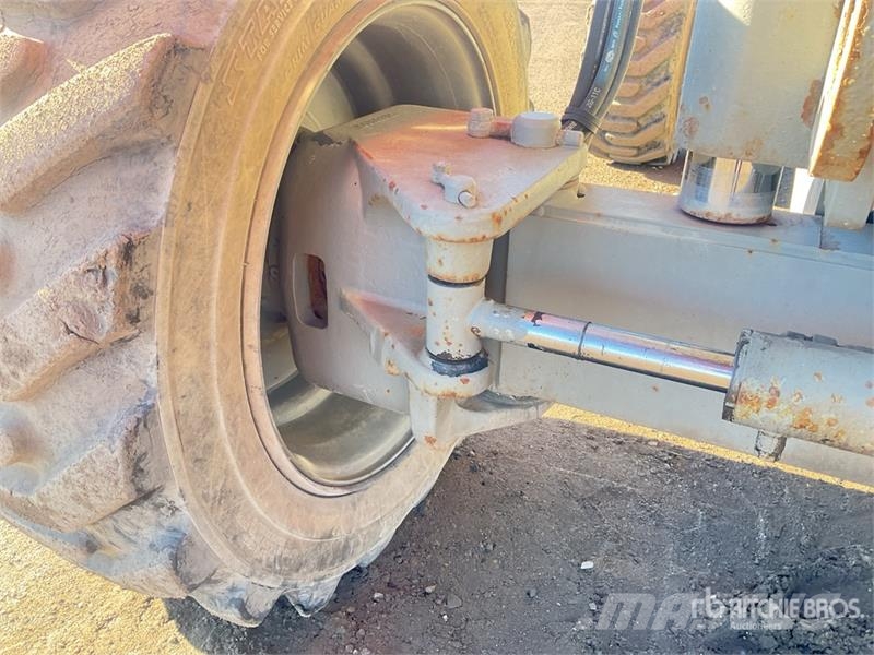 JLG 600SJ 4WD Diesel Articulating Boom Lift Knikarmhoogwerkers