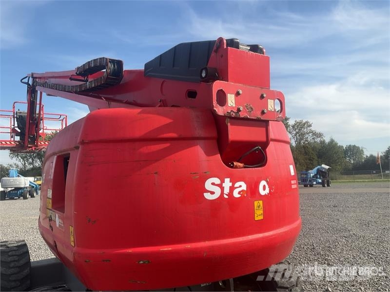 JLG 660SJ 4WD Diesel Telescopic Boom Lift Teleskopbühnen