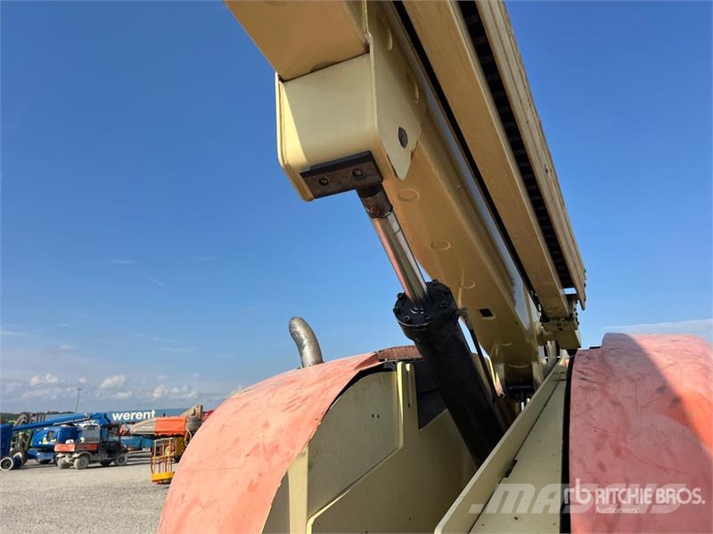 JLG 660SJ Diesel Telescopic Boom Lift Piattaforme a braccio telescopico