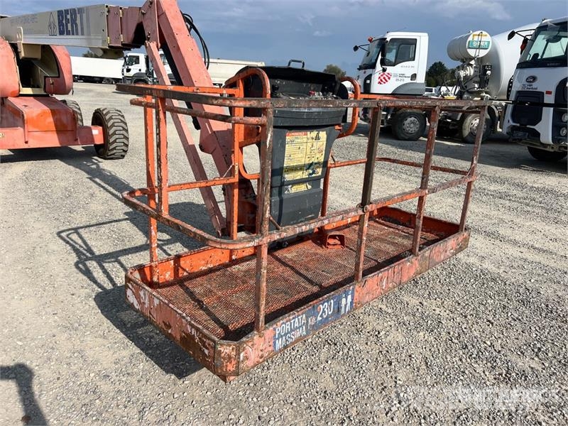 JLG 660SJ Diesel Telescopic Boom Lift Piattaforme a braccio telescopico