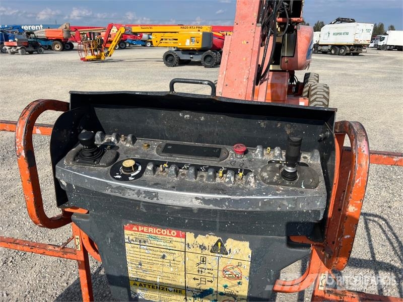 JLG 660SJ Diesel Telescopic Boom Lift Piattaforme a braccio telescopico