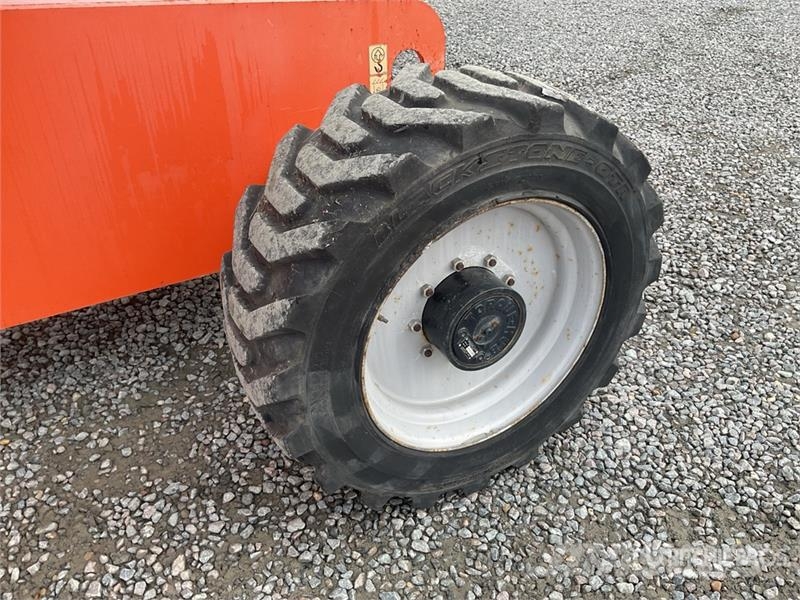 JLG 660SJGW 4WD Diesel Telescopic Boom Lift Teleszkópos emelők