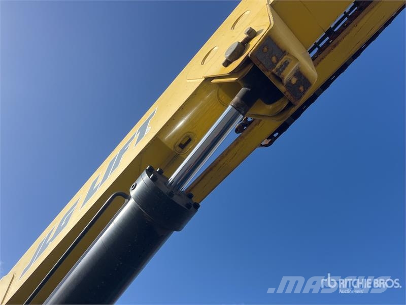 JLG 680S 4WD Diesel Telescopic Boom Lift Teleskopiskie pacēlāji