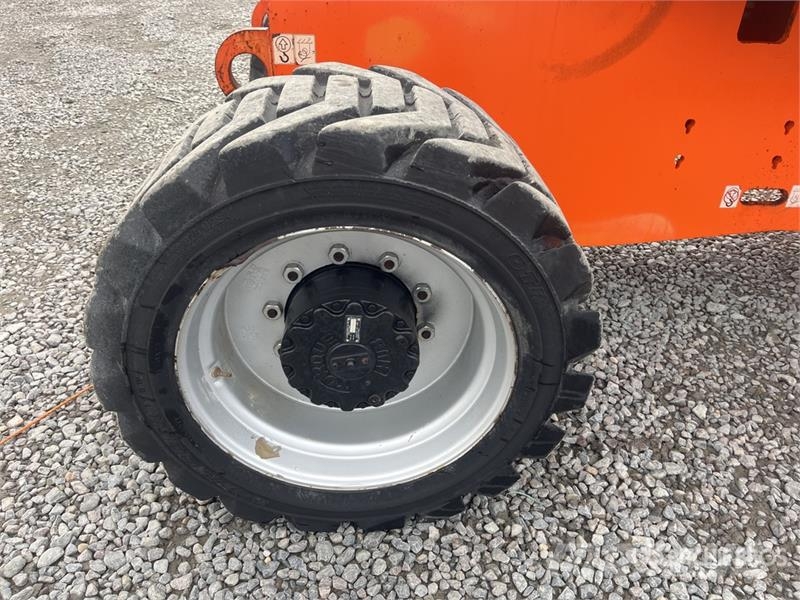 JLG 680S 4WD Diesel Telescopic Boom Lift Telescoophoogwerkers