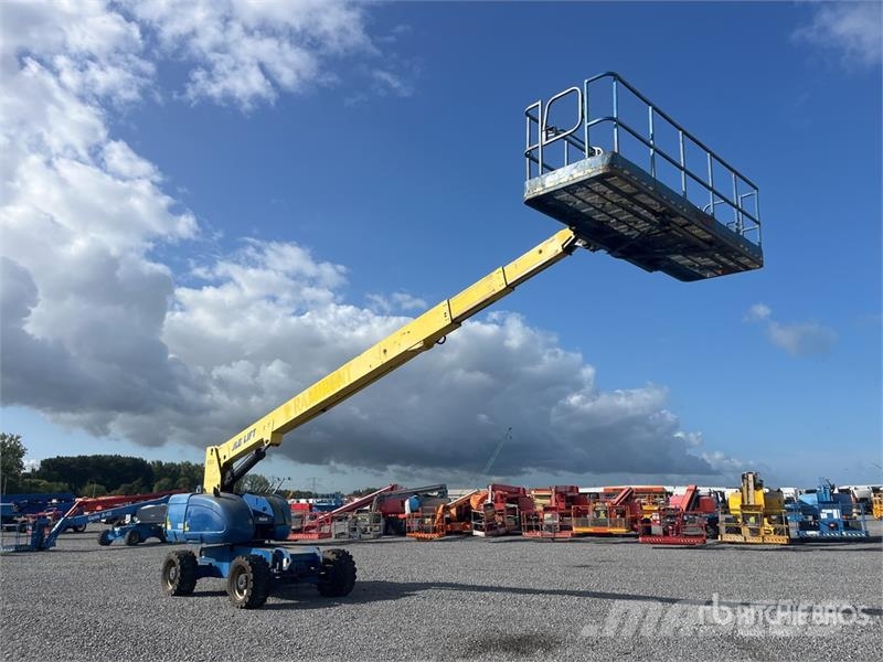 JLG 680S 4WD Diesel Telescopic Boom Lift Teleskopiskie pacēlāji