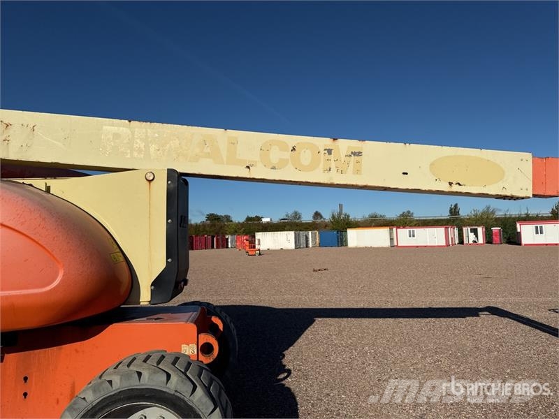 JLG 800 AJ 4WD Diesel Nacelle Articulee Articulating B Knikarmhoogwerkers