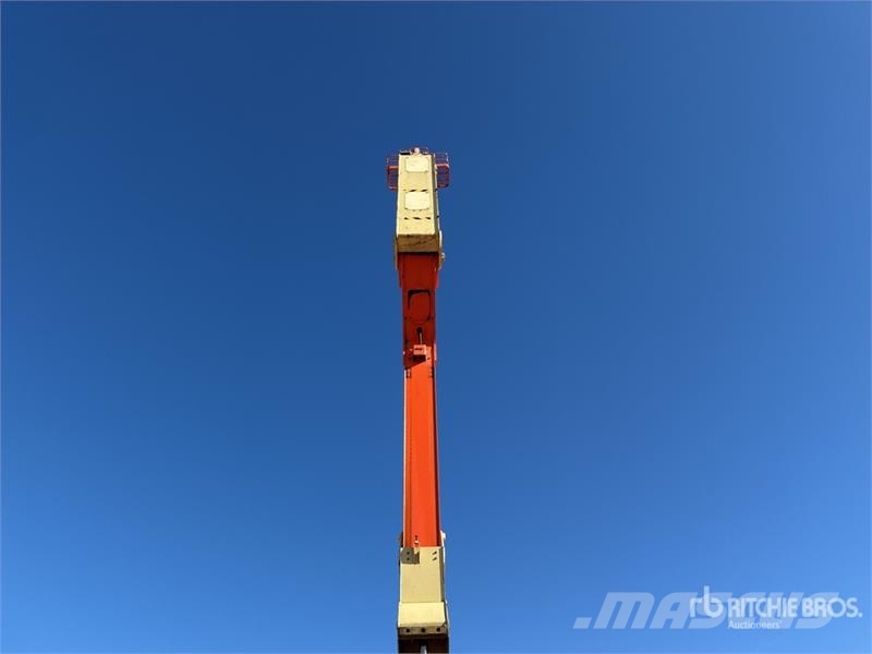 JLG 800 AJ 4WD Diesel Nacelle Articulee Articulating B Knikarmhoogwerkers
