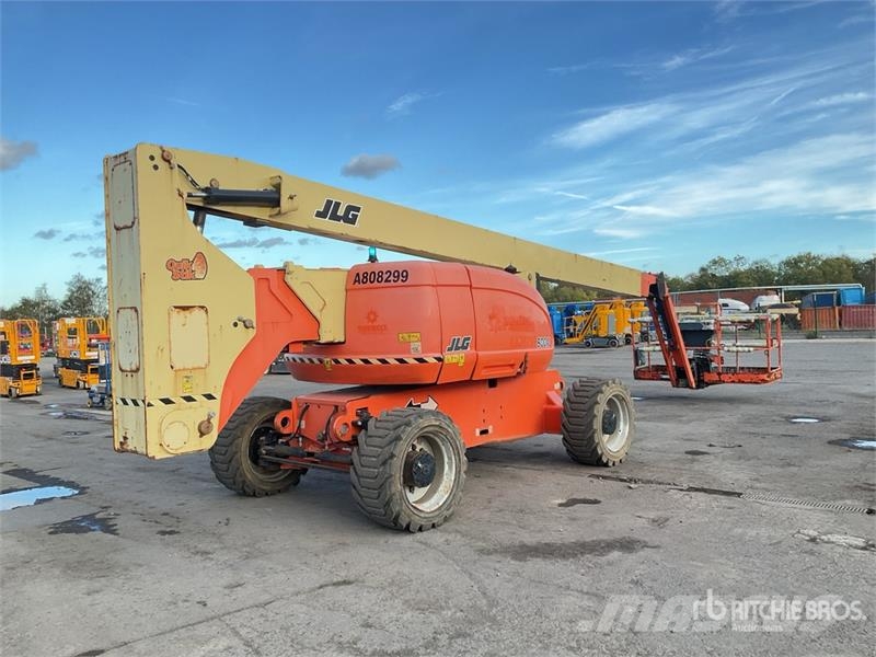 JLG 800 AJ 4WD Diesel Articulating Boom Lift Articulated boom lifts