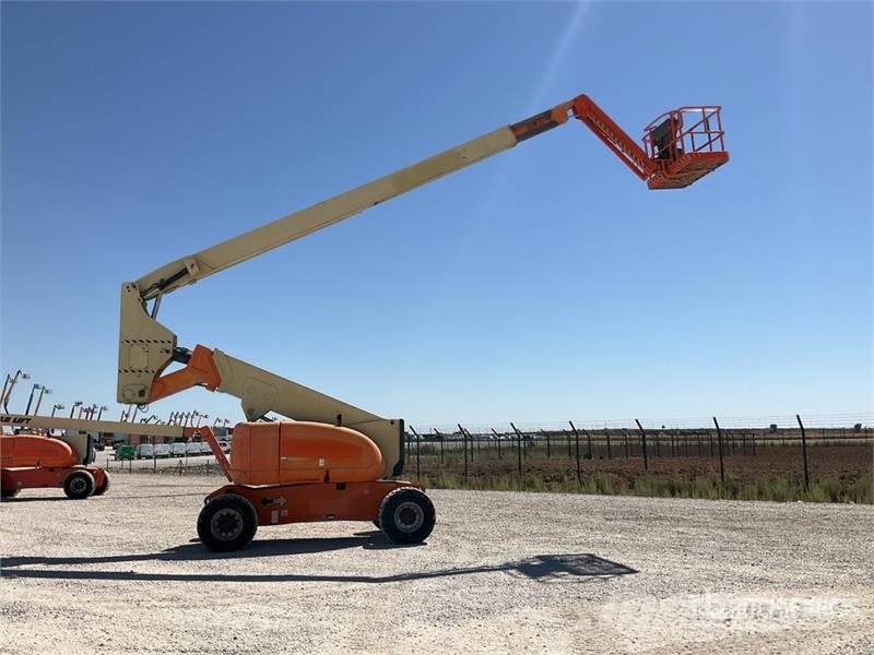 JLG 800 AJ 4WD Diesel Articulating Boom Lift Zglobne dvižne ploščadi