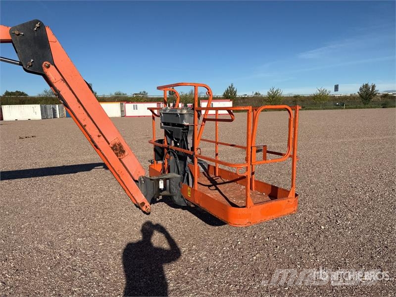 JLG 800 AJ 4WD Diesel Nacelle Articulee Articulating B Knikarmhoogwerkers