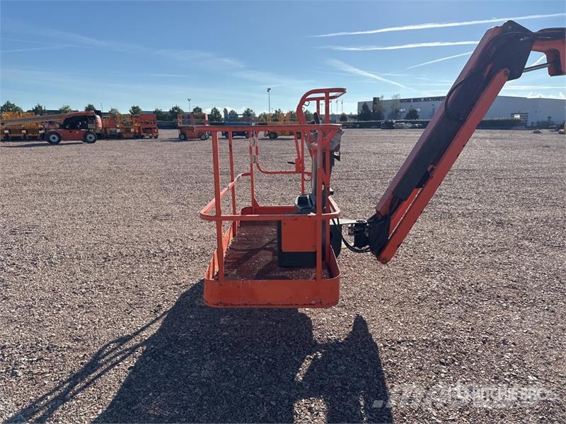 JLG 800 AJ 4WD Diesel Nacelle Articulee Articulating B Knikarmhoogwerkers