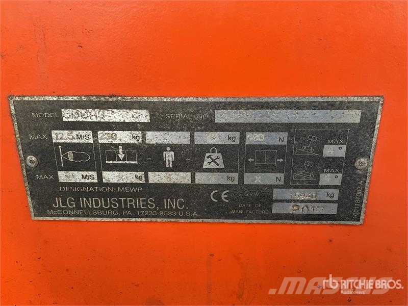 JLG 800 AJ 4WD Diesel Articulating Boom Lift Articulated boom lifts