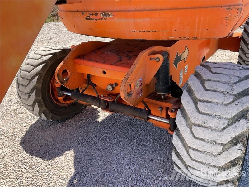 JLG 800 AJ 4WD Diesel Articulating Boom Lift Zglobne dvižne ploščadi