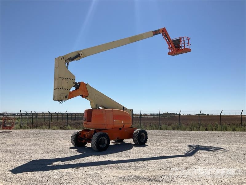 JLG 800 AJ 4WD Diesel Articulating Boom Lift Zglobne dvižne ploščadi