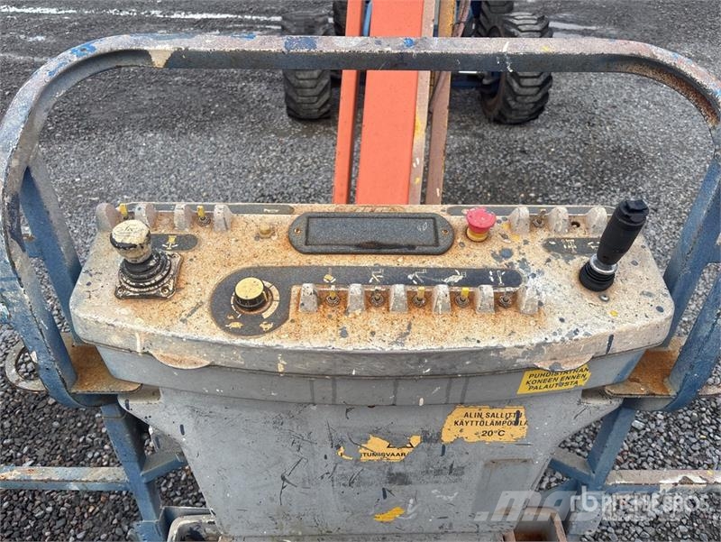 JLG 800 AJ 4WD Diesel Articulating Boom Lift Strēles pacēlāji