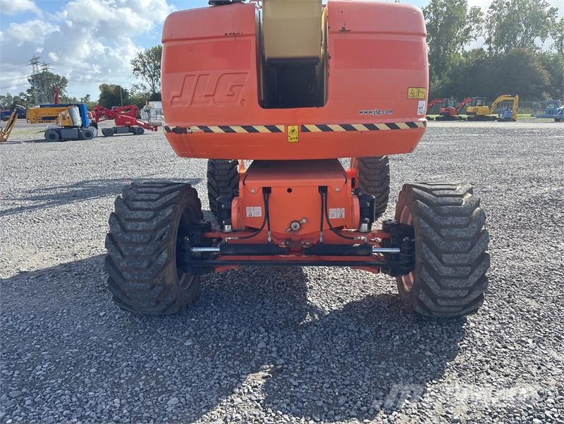 JLG 800 AJ 4WD Diesel Articulating Boom Lift Strēles pacēlāji