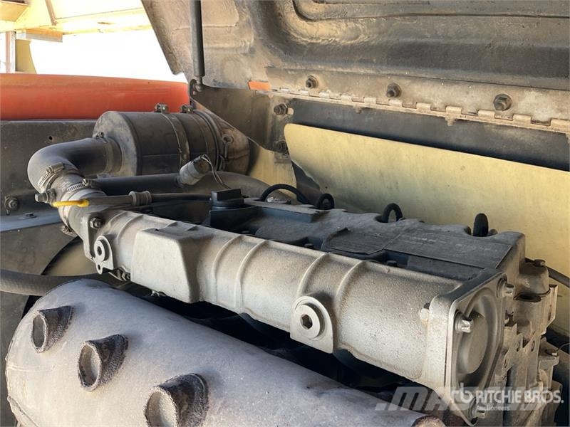 JLG 800 AJ 4WD Diesel Articulating Boom Lift Zglobne dvižne ploščadi