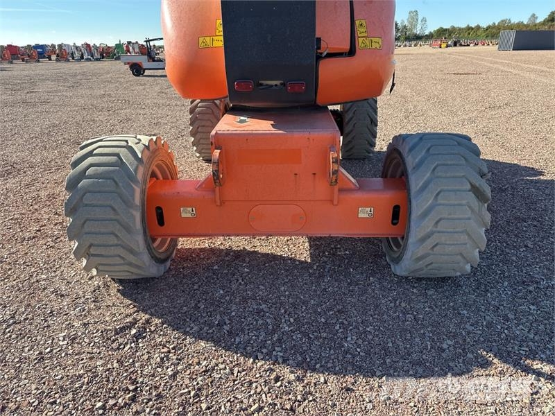 JLG 800 AJ 4WD Diesel Nacelle Articulee Articulating B Knikarmhoogwerkers