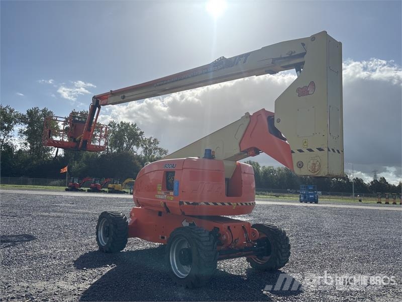 JLG 800 AJ 4WD Diesel Articulating Boom Lift Strēles pacēlāji
