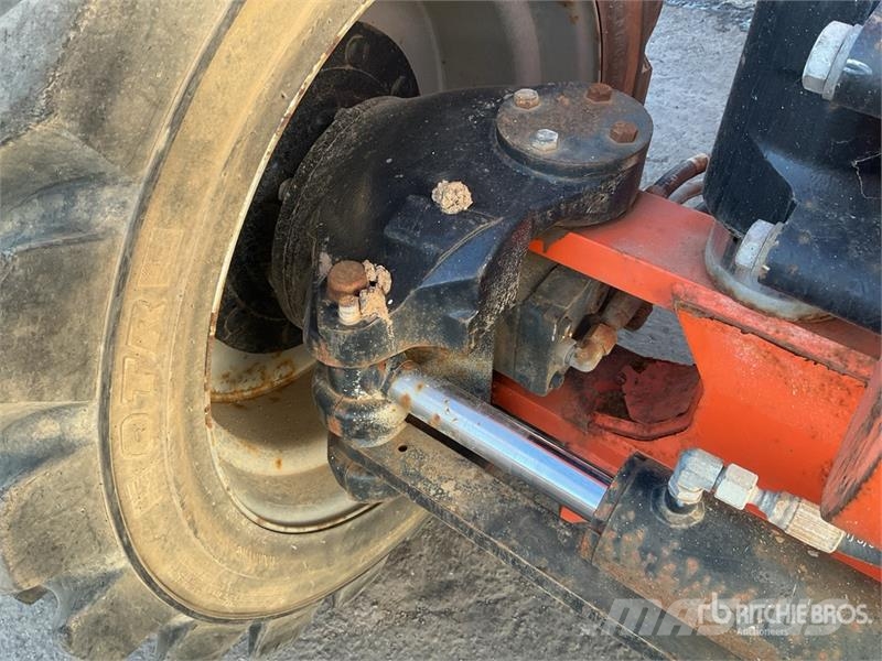 JLG 800 AJ 4WD Diesel Articulating Boom Lift Articulated boom lifts