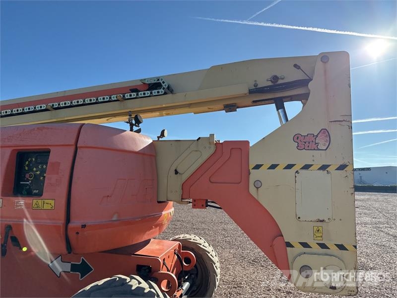 JLG 800 AJ 4WD Diesel Nacelle Articulee Articulating B Knikarmhoogwerkers