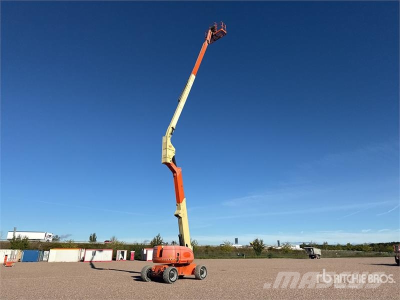 JLG 800 AJ 4WD Diesel Nacelle Articulee Articulating B Knikarmhoogwerkers