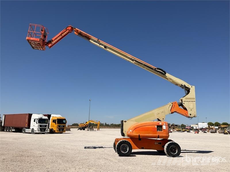 JLG 800 AJ 4WD Diesel Articulating Boom Lift Zglobne dvižne ploščadi