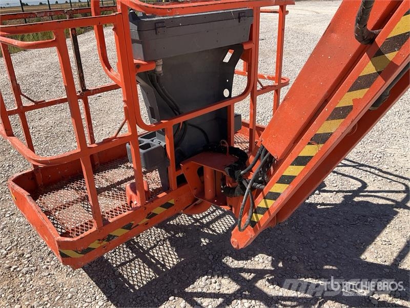 JLG 800 AJ 4WD Diesel Articulating Boom Lift Zglobne dvižne ploščadi