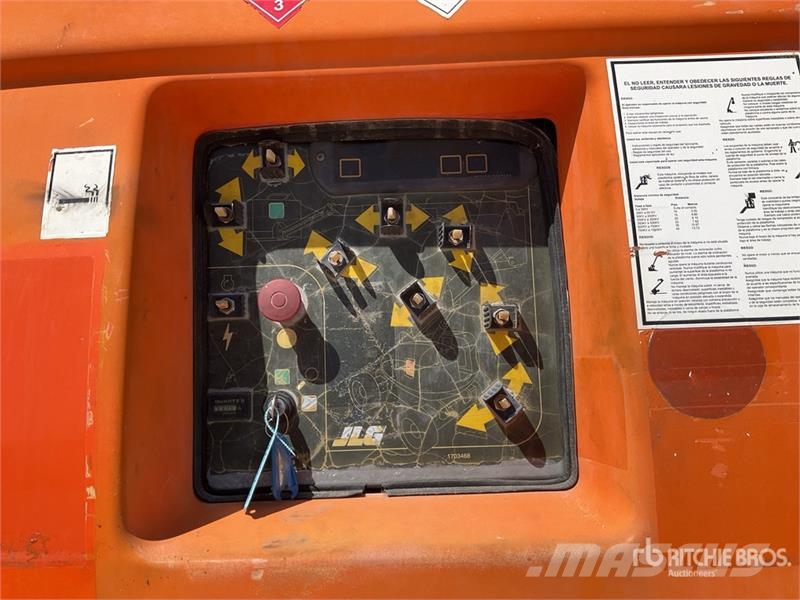 JLG 800 AJ 4WD Diesel Articulating Boom Lift Zglobne dvižne ploščadi