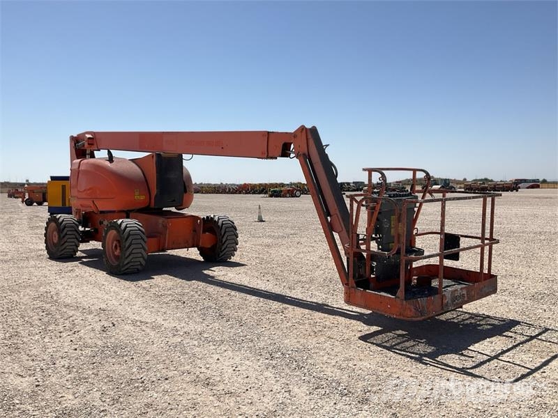 JLG 800 AJ 4WD Diesel Articulating Boom Lift Leddede bomlifter