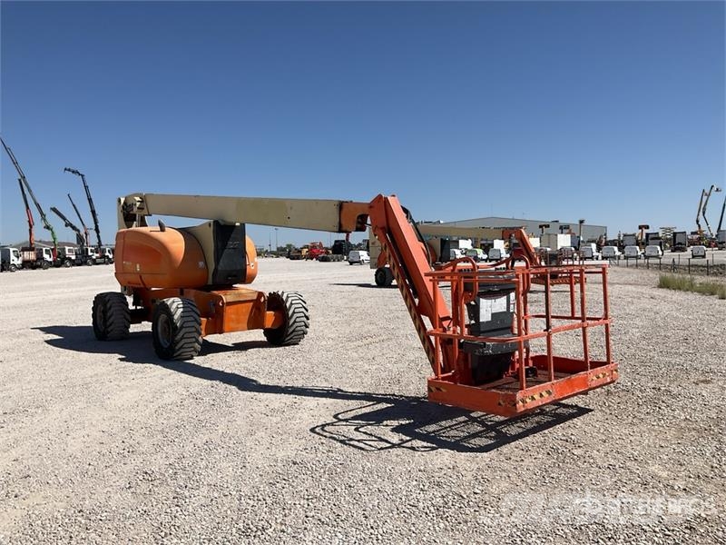 JLG 800 AJ 4WD Diesel Articulating Boom Lift Zglobne dvižne ploščadi